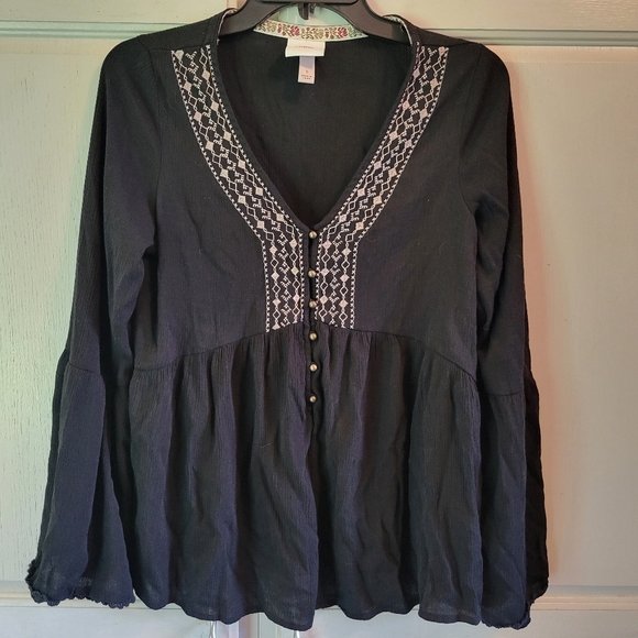 Knox Rose Black Embroidered Long Sleeve Boho Babydoll Peasant Top - Picture 1 of 6